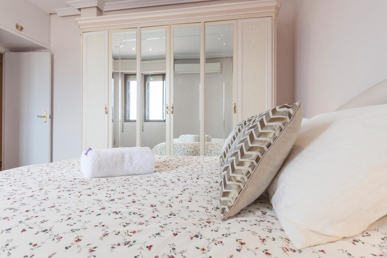 Amplio&Luminoso Triana Appartement Sevilla Buitenkant foto